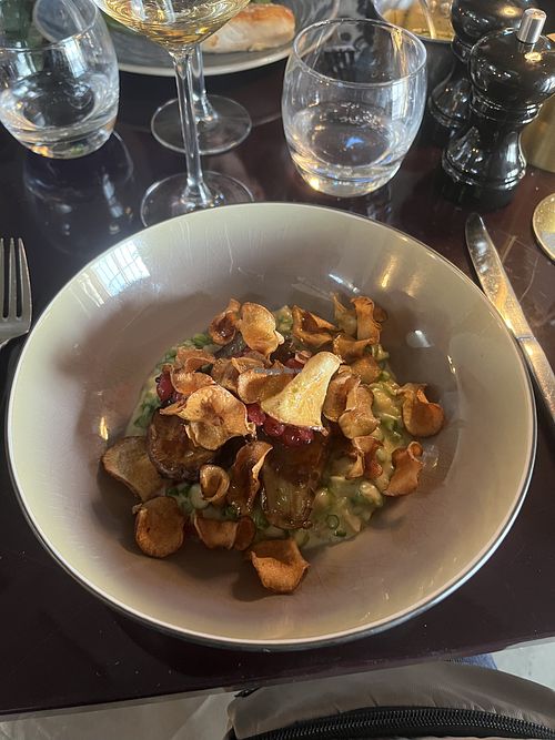 Baked Jerusalem artichoke   at Norrlyst i Tårnet in Copenhagen