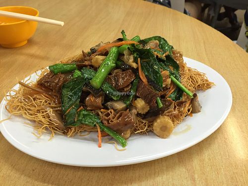 Fried noodle at Fat Yau Yuen Vegetarian in Hong Kong Island