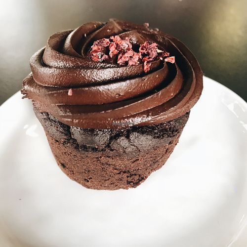 Vegan Muffin at Bi Nevi Deli in Istanbul