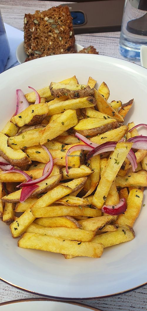 Homemade fries at Naibers in Madeira