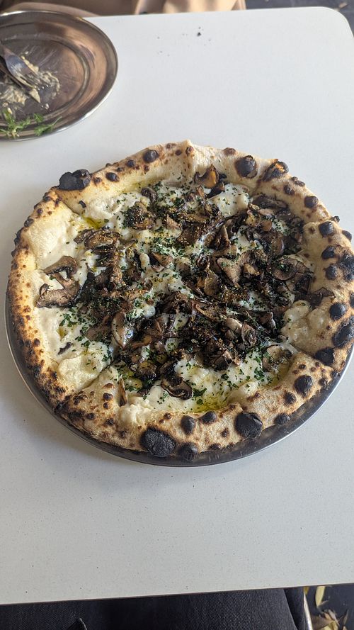 Magic mushroom pizza at ELECTRICA pizza in Buenos Aires