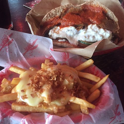 so tastyyyyyy at Beelzebab in Brighton