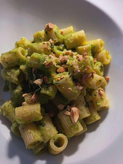 Mezze maniche zucchine e mandorle at Il Fiore di Zucca in Gardone Riviera