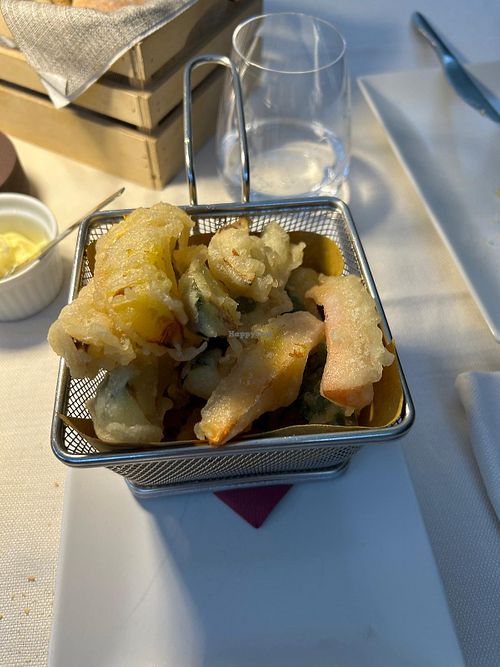 Fiori di zucca e verdura in pastella at Il Fiore di Zucca in Gardone Riviera