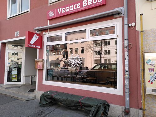 The outside at Veggie Bros - Juliuspromenade in Wurzburg