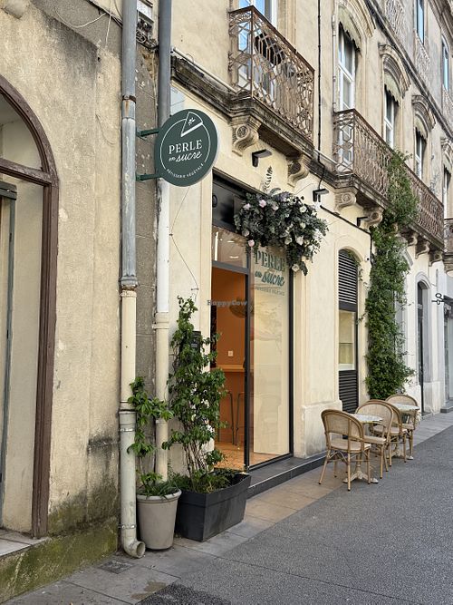 Outside  at Perle en Sucre in Montpellier