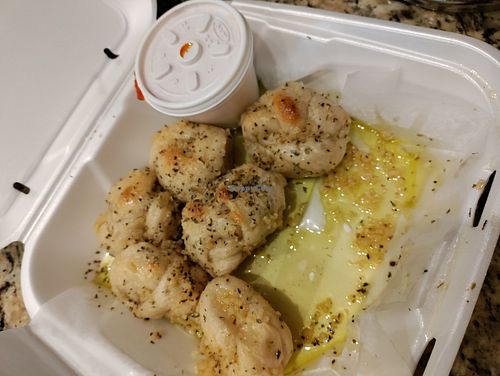Garlic knots and marinara - vegan at Genna Pizza Company in Melbourne
