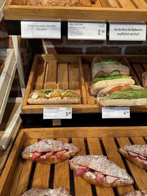 The vegan falafel sandwich is amazing   at BackWerk in Moers