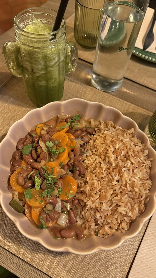 vegan chili  at Green Buddha Faro in Faro