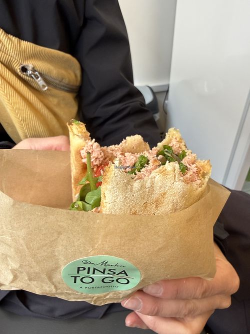 Veg tuna pinsa  at De Martin Pinsa to go in Salzburg