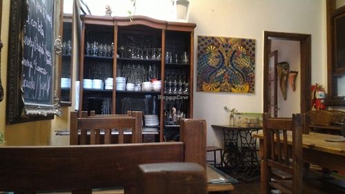 adentro 2 at La Reina Kunti in Buenos Aires