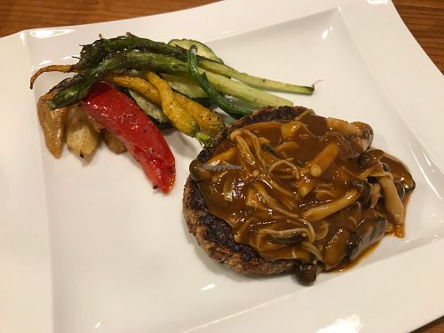 Vegan burguer at Vege Cafe Lotus in Toyohashi