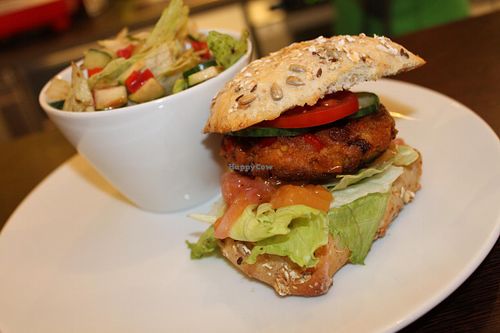 Milton Burger, vegan at Milton in Salzburg