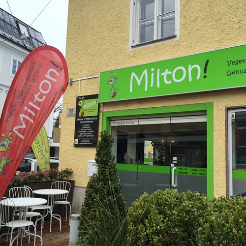 Milton von aussen at Milton in Salzburg