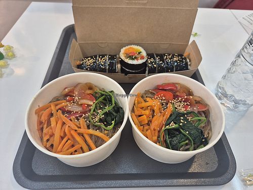 Vegan Gimbap and Japchae set at Arirang Kimbap restaurant(아리랑 김밥) in Busan