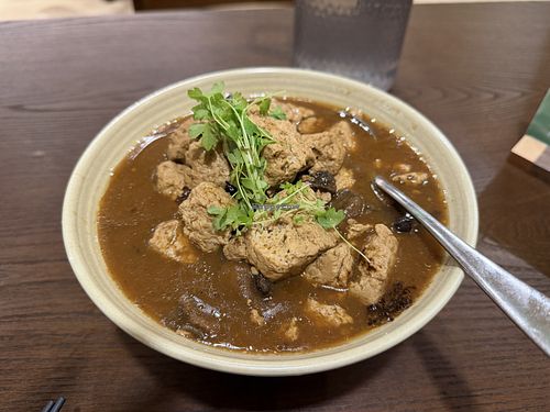 Tofu and mushroom stew   at XiaoQiao DaMei Vegetarian Cuisine (JLC Jinling Zhonghuan Branch) - 小乔大美·蔬食料理(JLC金陵中环店) in Nanjing