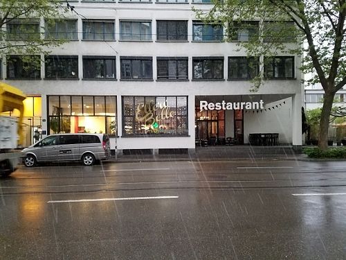 outside at Elle n' Belle in Zurich