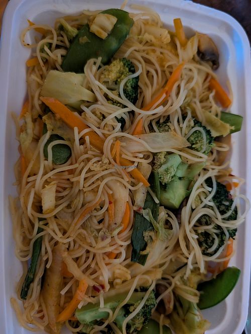 Vegetable Chow Mei Fun (No Egg) at Golden China Restaurant in Sneads Ferry
