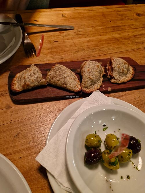 Empanadas we cut up and free olives at La Fachada (Palermo) in Buenos Aires