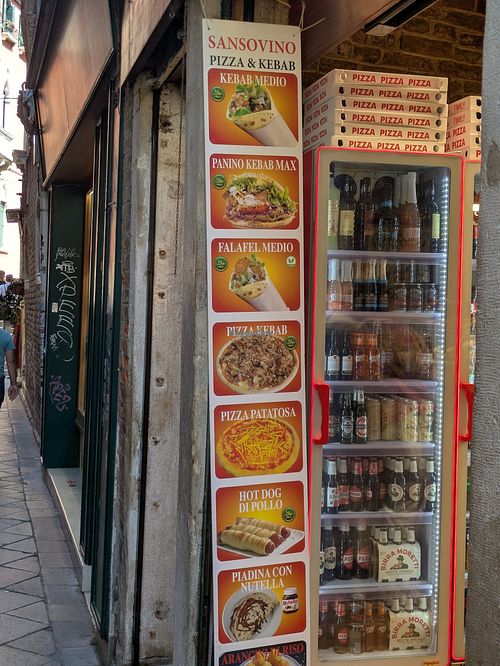 Excerpt from the menu at Sansovino Pizza & Pasta in Venice