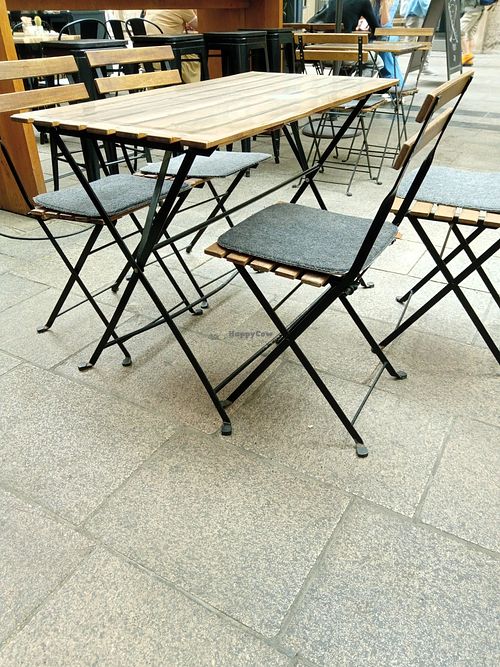 outdoor seating area at Curry Rico & Moca Rico in Cologne