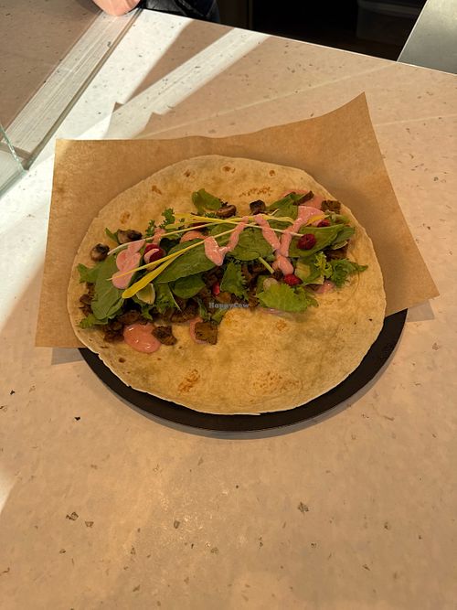 Umami roll  at OHNE (Fastfood OHNE Kompromisse) in Berlin