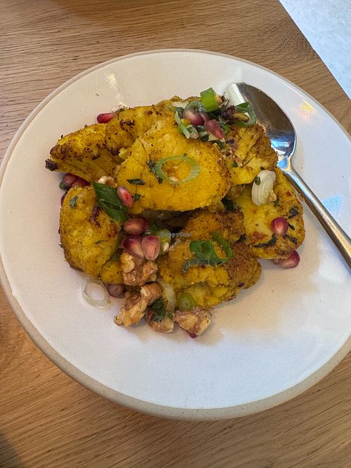 Spiced cauliflower at CERU Farringdon in London