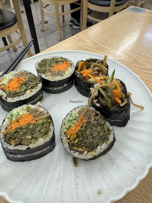   at Tongtong Kimbab in Seoul