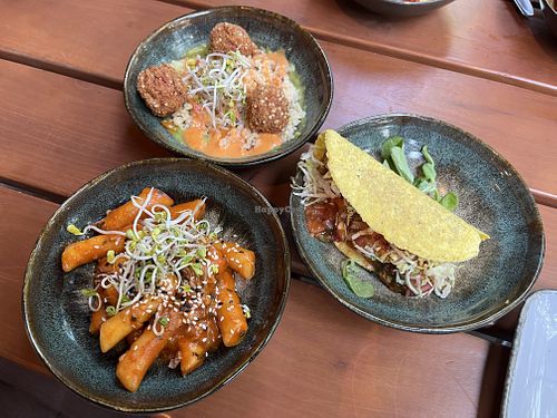 Beet Root Falafel, Tteokbokki Heinrich Style, Vegan Hack Tacco  at Heinrich – Das Wirtshaus in Braunschweig