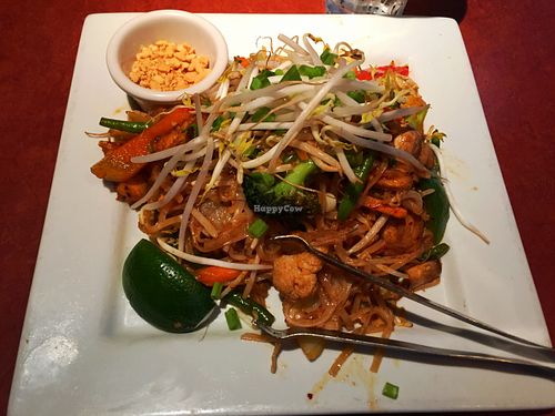 Amazing Pad Thai at Amazing Thailand in Minneapolis