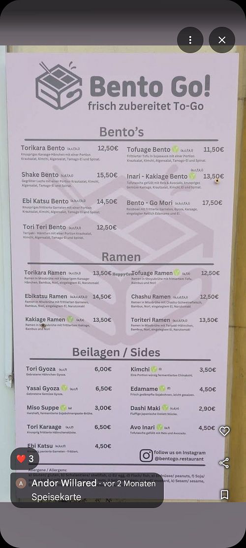 Am grünen V sind die veganen Gerichte erkenntlich. at Bento Go! in Frankfurt