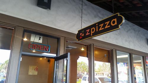 outside at zpizza in San Juan Capistrano
