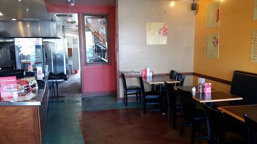 inside at zpizza in San Juan Capistrano