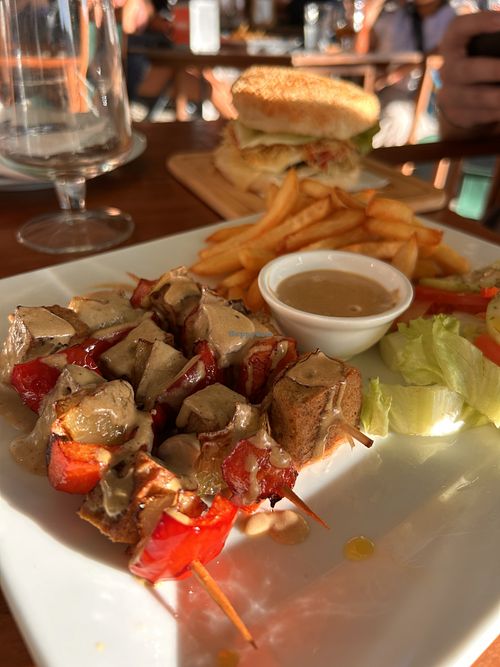 Pinchos de Seitan   at Tipo Bar in Porto