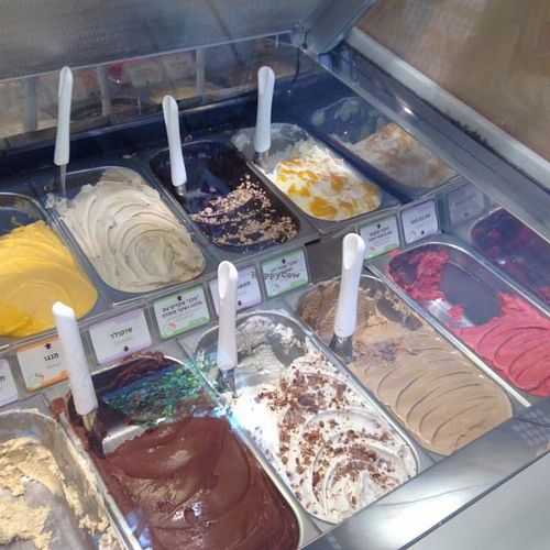 Vegan Ice Cream at Iceberg - HaArbaa in Tel Aviv