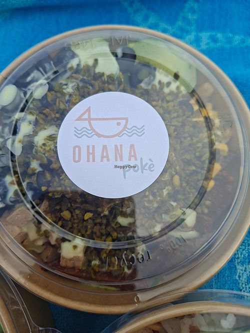 Auch to go at Ohana Poke in Intra
