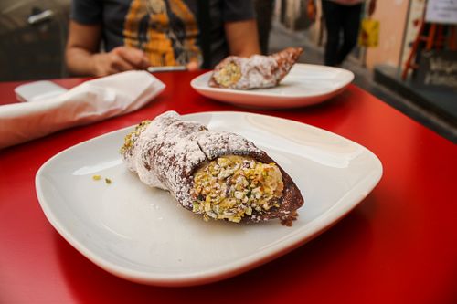 canoli at Vegan Art in Naples