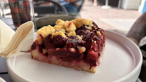 Zwetschgen Kuchen  at Café Mint in Fulda