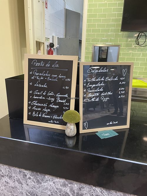 Menu  at Bruxa da Horta in Coimbra