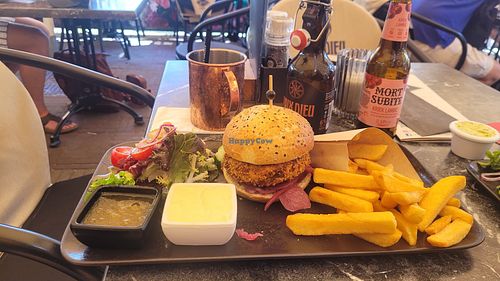 New York Vegan Fusion Burger at Grand Café Central in Gouda