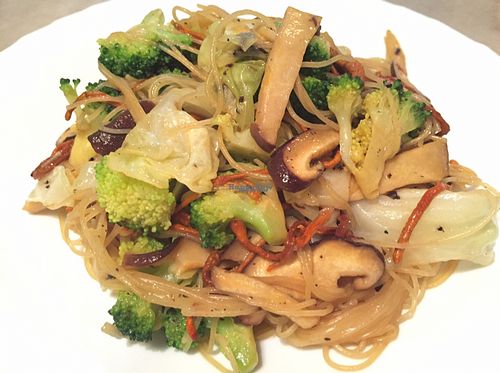 Stir-fried angel hair at Cafe La Fresco Veggie - Enterprises Square in Kowloon