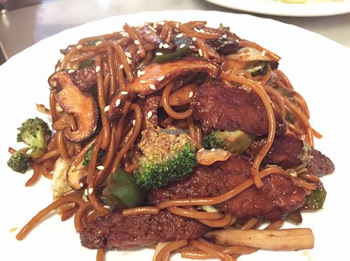 Stir-fried spaghetti with vegetarian BBQ pork at Cafe La Fresco Veggie - Enterprises Square in Kowloon