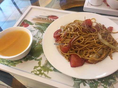 fried noodles at Tishifang 滴水坊 - Kowloon Bay in Kowloon