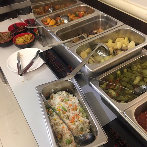Lunch buffet at Delight Vegetarian in New Territories