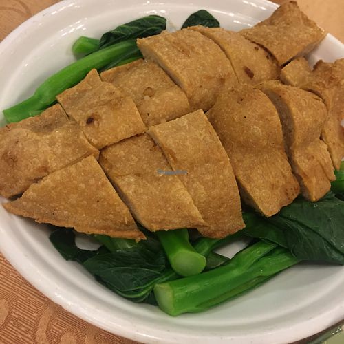 vegetarian chicken with veggie  at Mighty Vegetarian 大力齋廚 - Tuen Mun in New Territories