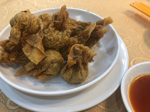 Deep fried wonton dumplings at Mighty Vegetarian 大力齋廚 - Tuen Mun in New Territories