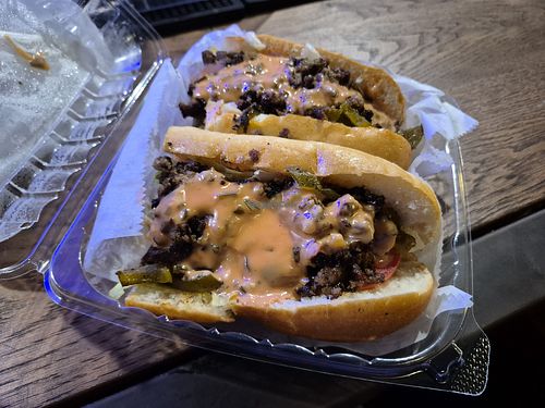 Philly v no mods at Vegans Are Us Philly in Philadelphia