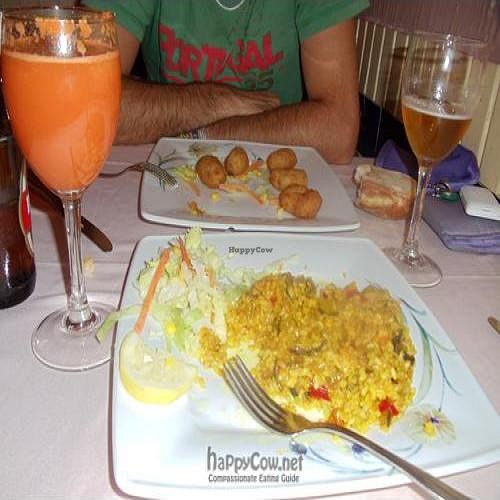 Carrot juice, Paella, Croquetas at Al Natural in Madrid