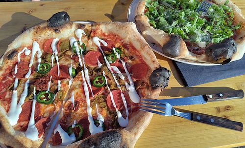 Delicious vegan pizza 🍕 at Varikko Panimo in Oulu