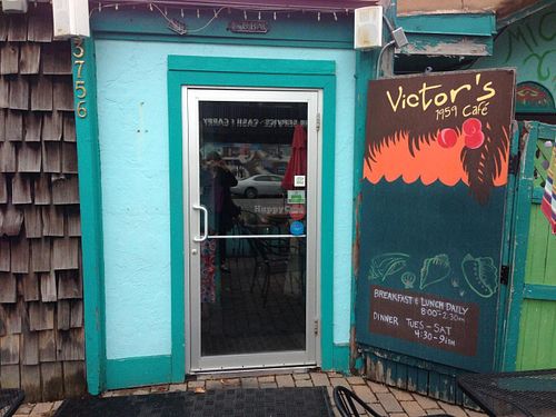 outside at Victor's 1959 Cafe in Minneapolis